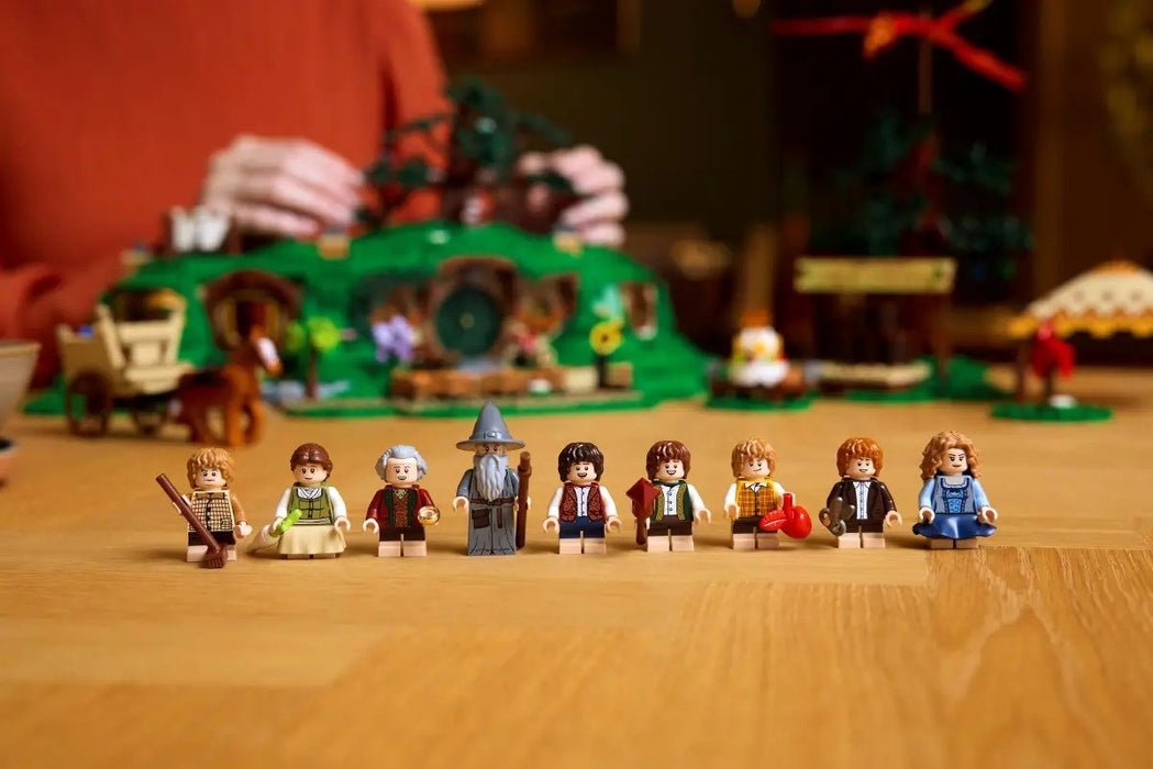 LEGO ICONS 10354 The Lord of the Rings: Shire