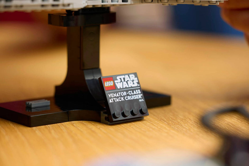 LEGO STAR WARS 75441 Venator-Class Attack Cruiser