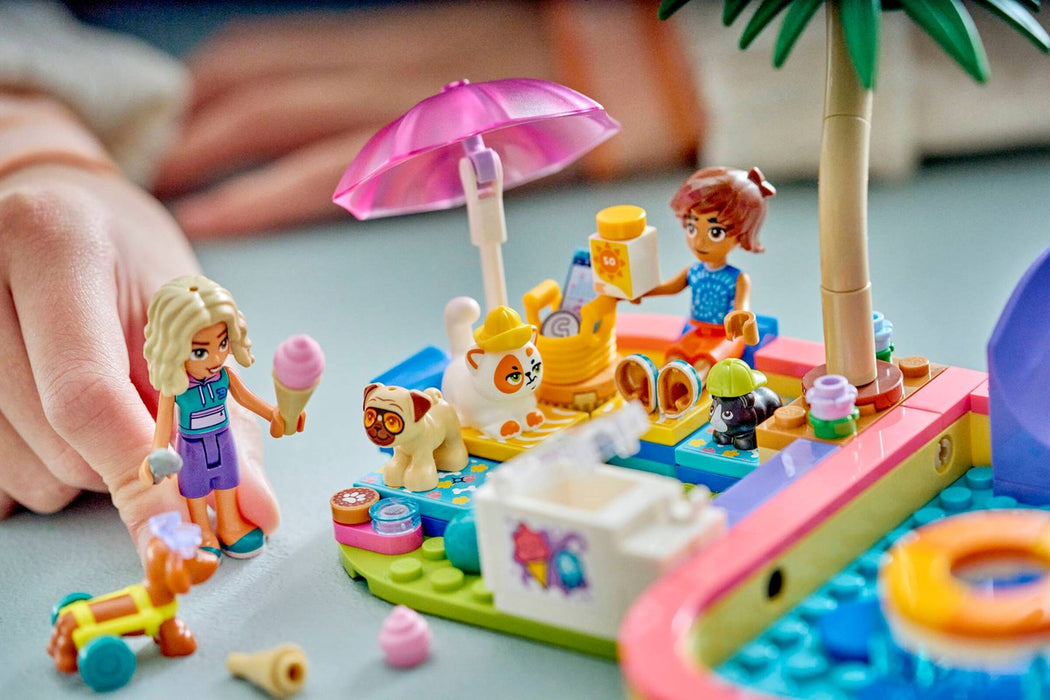 LEGO FRIENDS 42676 Fun Water Park Day