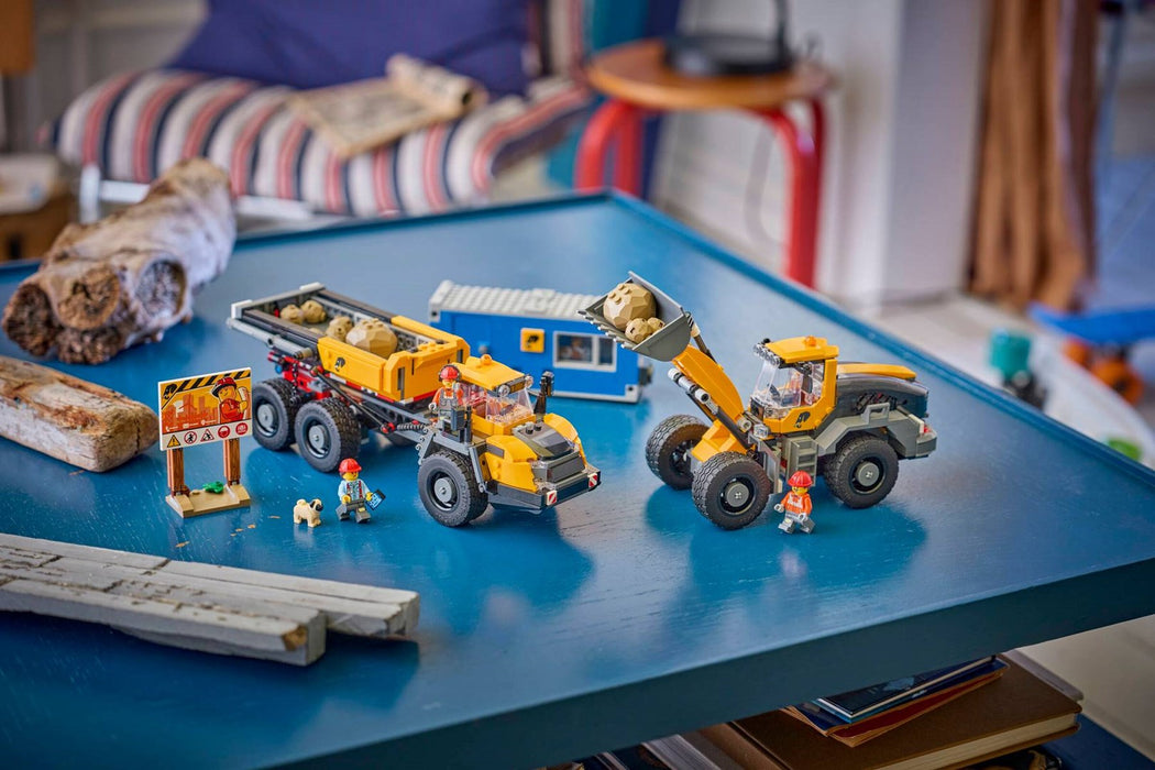 LEGO CITY 60494 Dump Truck and Front End Loader