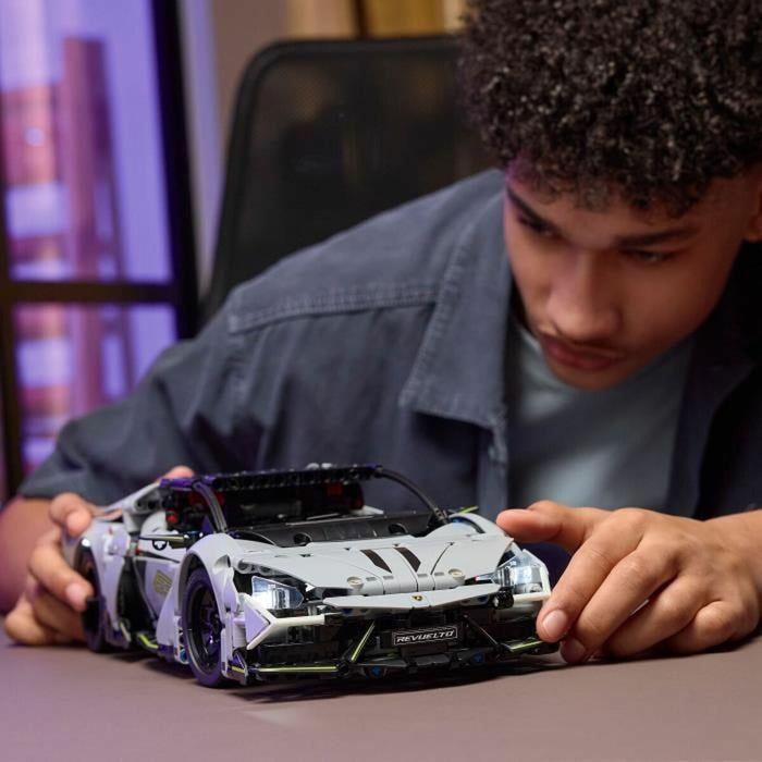 Construction set Lego TECHNIC 42214 Lamborghini Revuelto