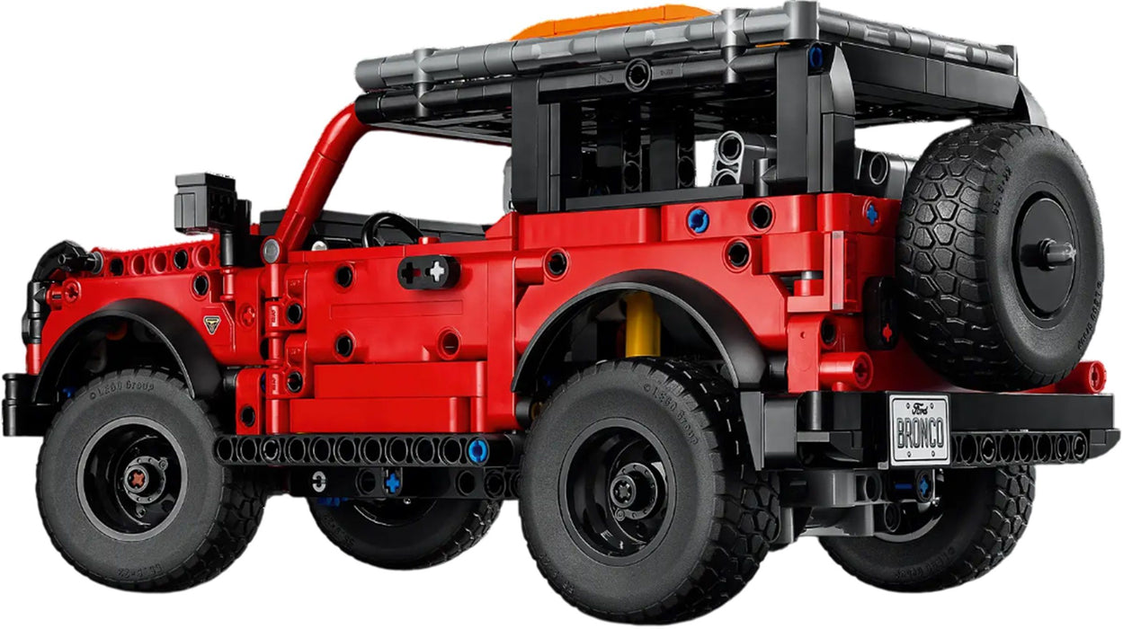 Construction set Lego 42213 Ford Bronco SUV 943 Pieces