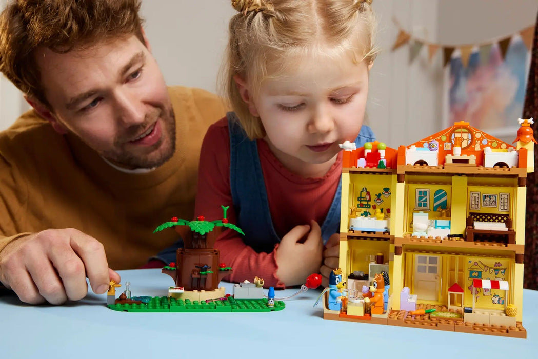 Construction set Lego 11203 Bluey's Family House 382 Pieces
