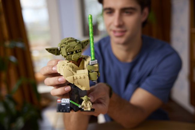 LEGO STAR WARS 75438 Yoda Bust