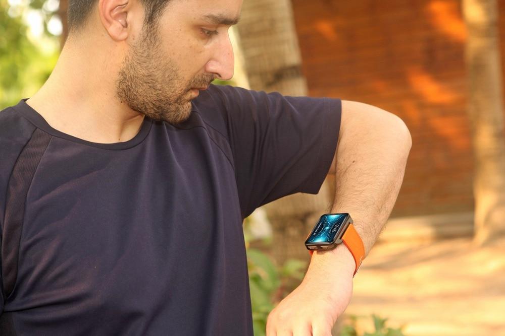 LEMFO LEM4 PRO Smart watch MTK6580 SIM card Android 5.1 1GB + 16GB 1200mAh battery Wifi 3G video call - Smart watches