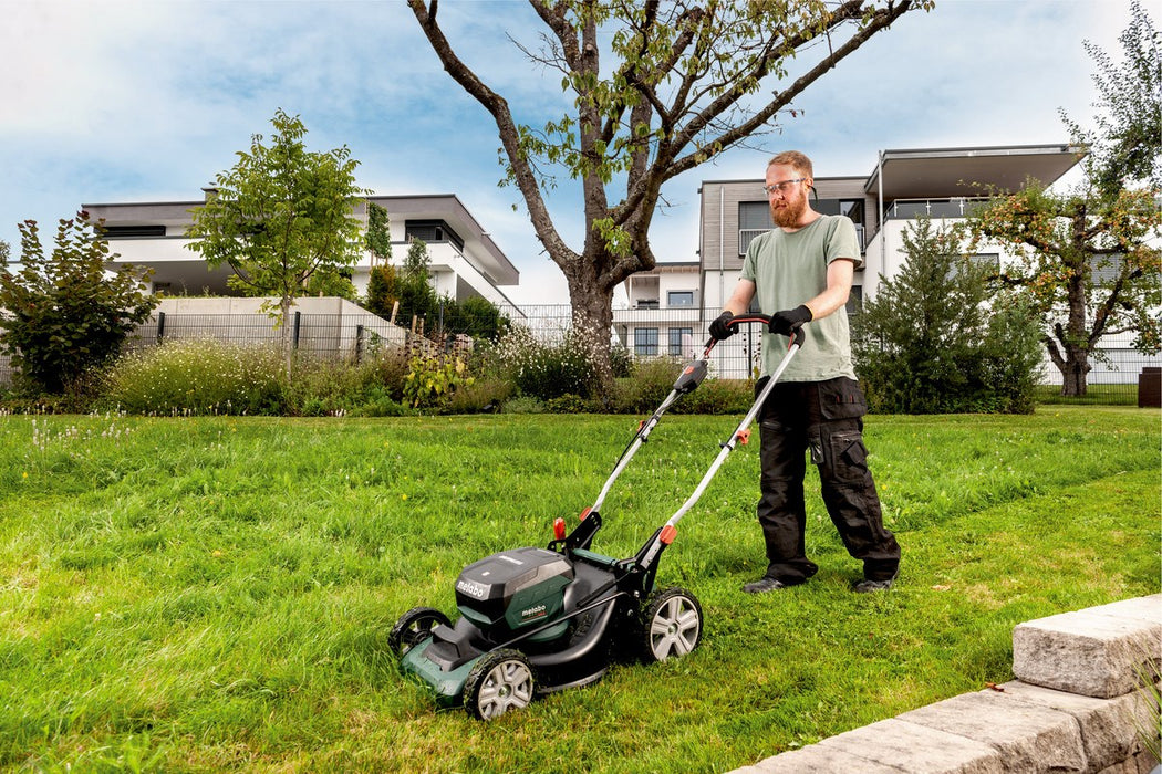 Lawn mower Metabo RM 36-18 LTX BL 46 18 V 46 cm