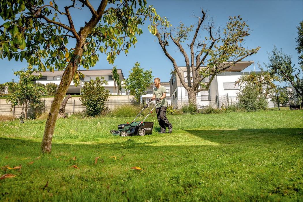 Lawn mower Metabo RM 36-18 LTX BL 46 18 V 46 cm