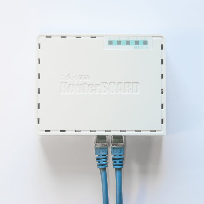 Router MiKrotik RB750GR3 HEX, 5 x 10/100/1000 Mbps, PoE, White