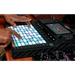 Mixing Console Akai FORCE - MIDIIKL-MID<<<TastaturenIKL<<<ActionPL&&&Електроника Звук<<<Компютри|