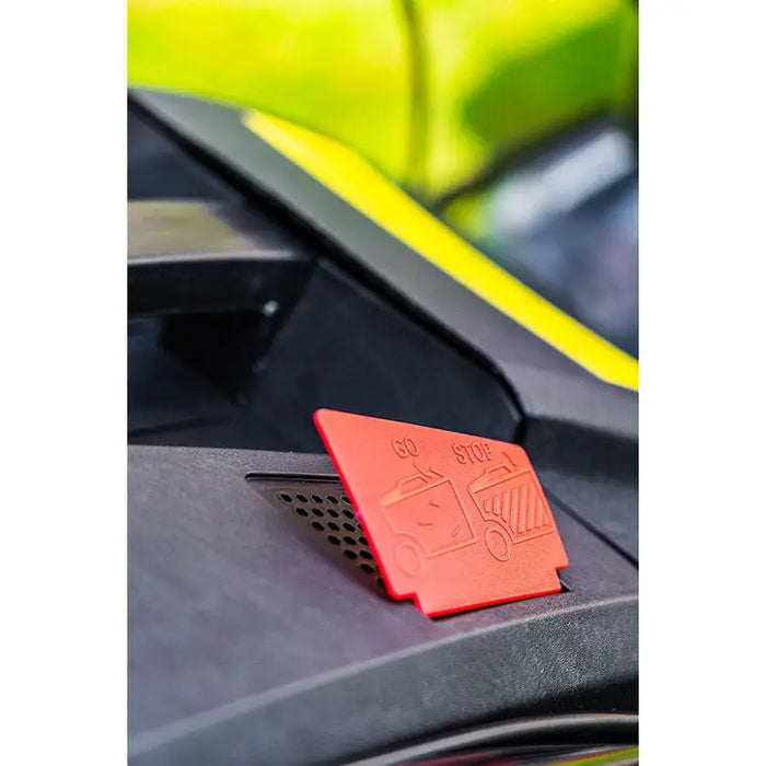 MOTORIZED SELF-PROPELLED MOWER GRAPHITE 52G671 139.0 cm3 3.00 HP MOWING WIDTH 46.00 cm SELF-PROPELLED FUNCTION