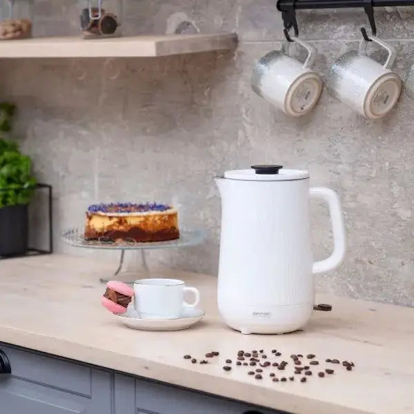 MPM MCZ-115 electric kettle 1.5 L 1800 W White - Electric kettlesAGD-CZE<<<Home Appliance - ProductsAGD<<<ActionPL