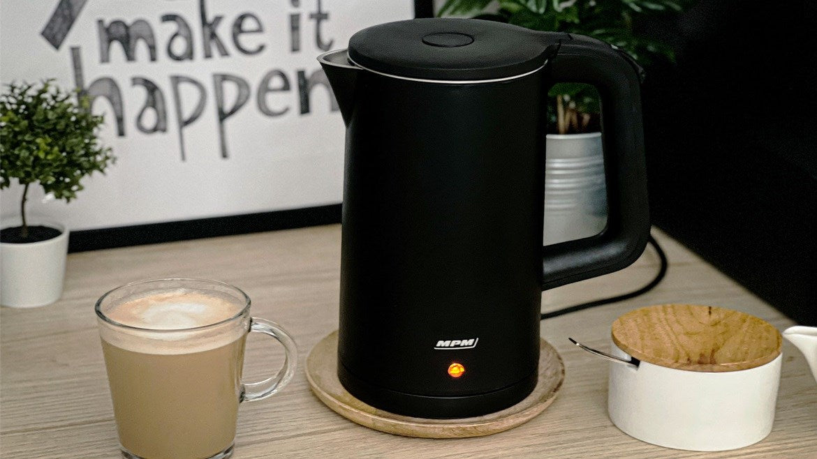 MPM cordless kettle MCZ-105/C, black, 1.7 l