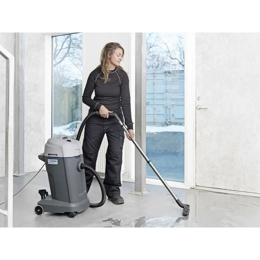 Nilfisk VL500 35 EDF 18 L Drum vacuum Dry&wet 1350 W Bagless - Vacuum cleanersAGD-ODK<<<Home Appliance