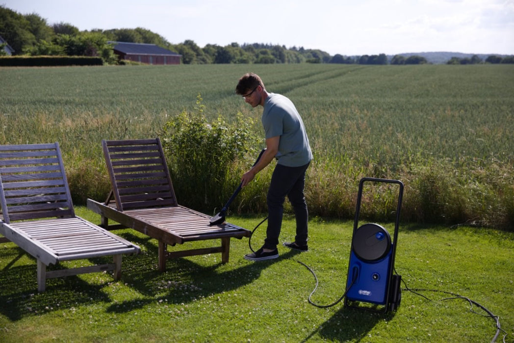Nilfisk Core 140-8 PowerControl In-Hand EU pressure washer Upright Electric 474 l/h 1800 W Blue