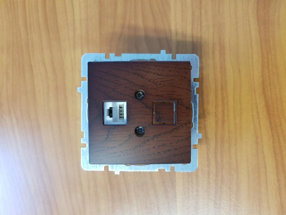 SOCKET INTERNET RJ45 WALNUT TOURAN