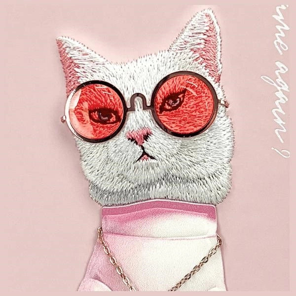 Nimmy Glasses Cool Cat iPhone 15 Case - Pink