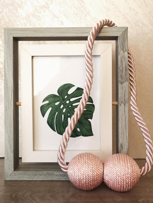 CORD WITH MAGNET FOR CURTAIN 48CM PINK