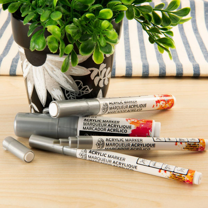 ARTIST ACRYLIC PAINT MARKERS 4PCS. SILVER