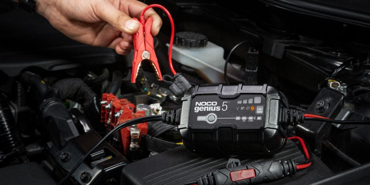 NOCO GENIUS5 5A Battery charger for 6V/12V batteries with maintenance and desulphurisation function