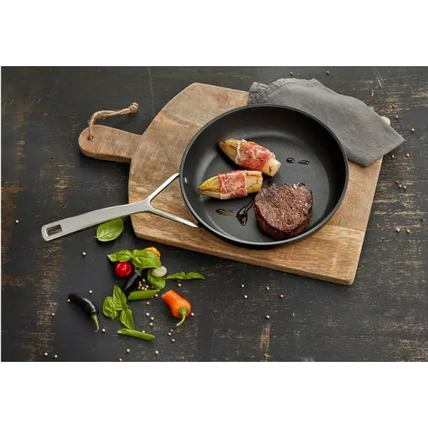 Non-stick frying pan DEMEYERE ALU PRO 5 40851-032-0 - 32 CM - Non-electric pots / pansAGD-GAR<<<Home Appliance