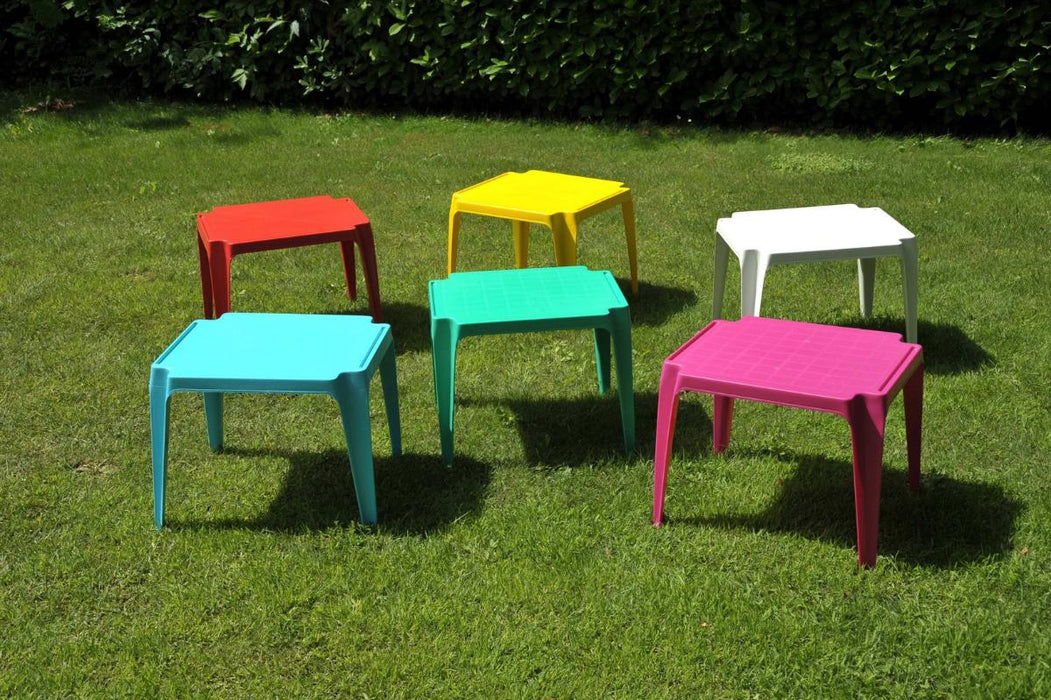 CHILDREN'S TABLE DIFFERENT COLORS