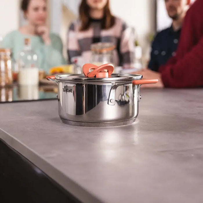 OPTISPACE 6-PIECE COOKWARE SET TEFAL G720S674 - Съдове за готвене<<<Домашни потреби<<<Кухня<<<Praktiker&&&Съдове за