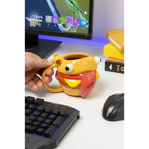 Paladone Mug: Fortnite - Durrr Burger Shaped Mug PP14629FO - Дрехи и аксесоари<<<Геймърска периферия<<<ValiAPI