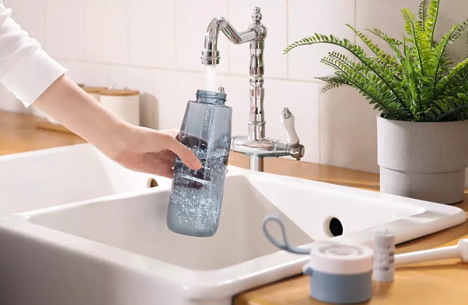 Bottle Philips Filtering AWP2731GRR Daily 1107004