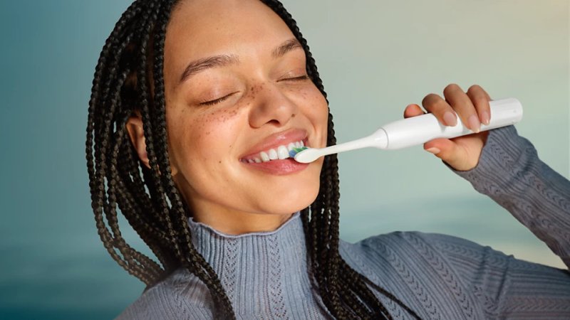Philips Sonicare HX4022/01 electric toothbrush