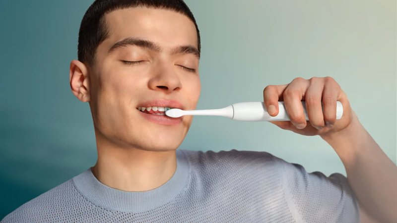 Philips Sonicare HX4022/01 electric toothbrush