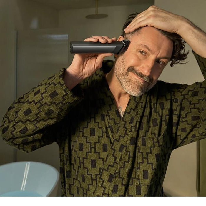 PHILIPS All-in-One Trimmer series 9000 + One Blade