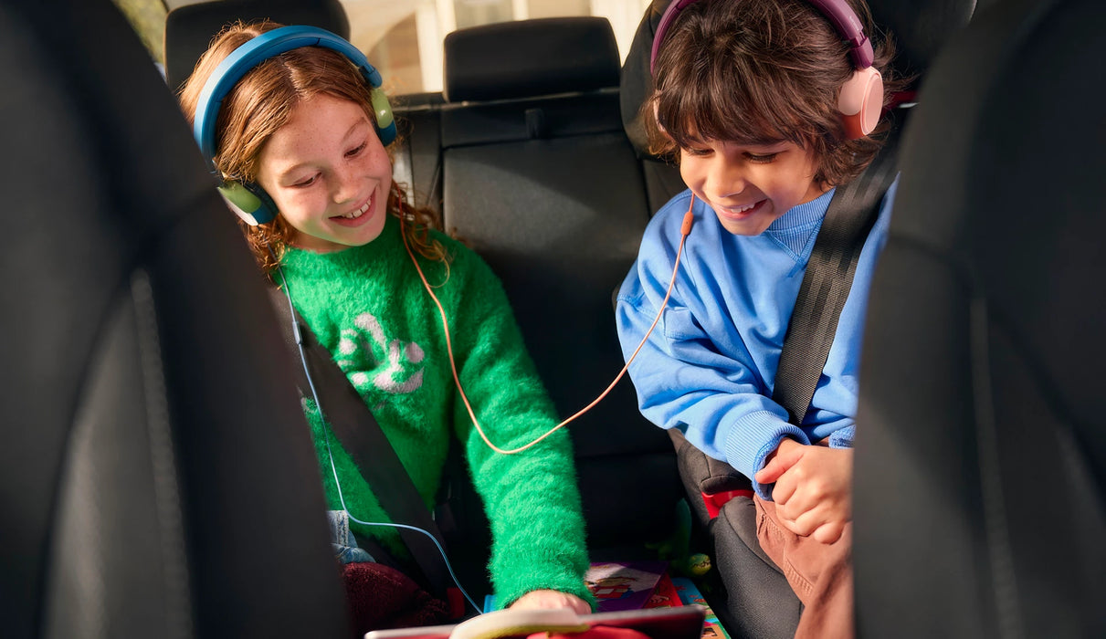 PHILIPS Kids Bluetooth headphones maximum volume limited to 85 dB Magenta Purple