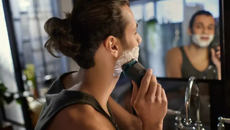 PHILIPS X3002/00 shaver