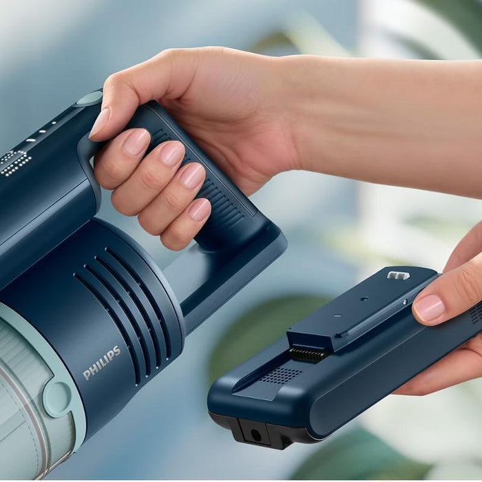 Cordless vacuum cleaner for dry and wet cleaning PHILIPS XC5244/10