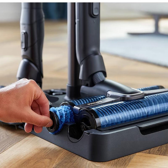 Vacuum cleaner for dry and wet cleaning PHILIPS AquaTrio XW9463/11