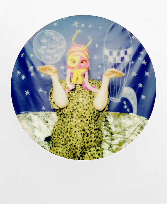 Photo accessory Polaroid Color Film for 600 - Round Frame 006021