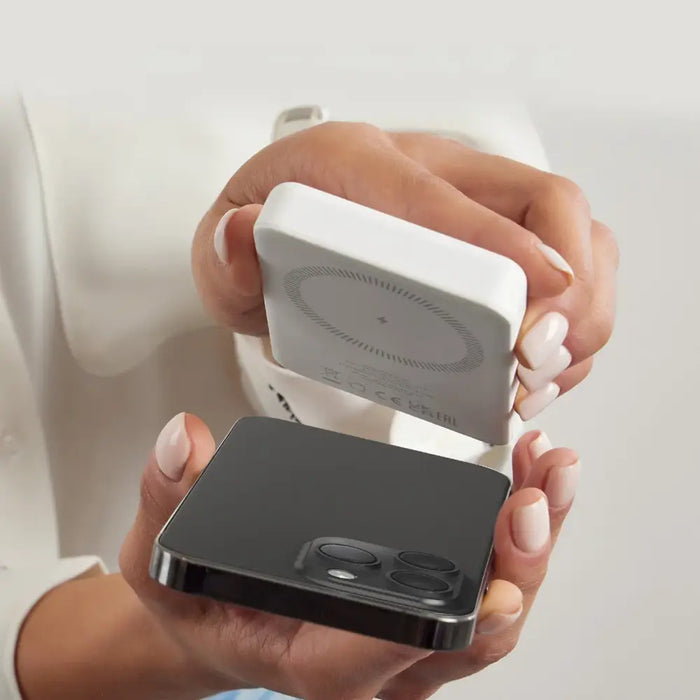 Powerbank SBS TEBB5000MAG1CW 5000 mAh USB-C MagSafe compatible - white - Powerbanks<<<HurtelXML