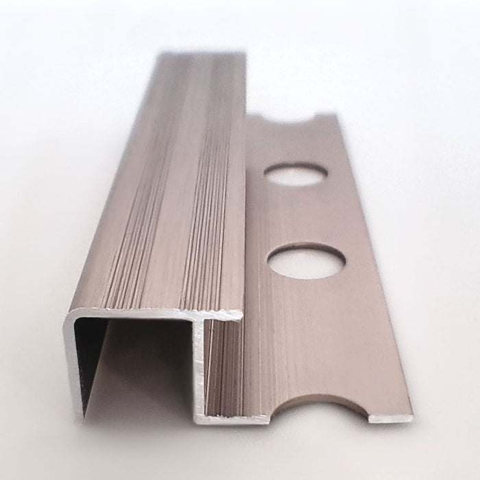 ALUMINUM ANGLE PROFILES TRADE FOR STEP