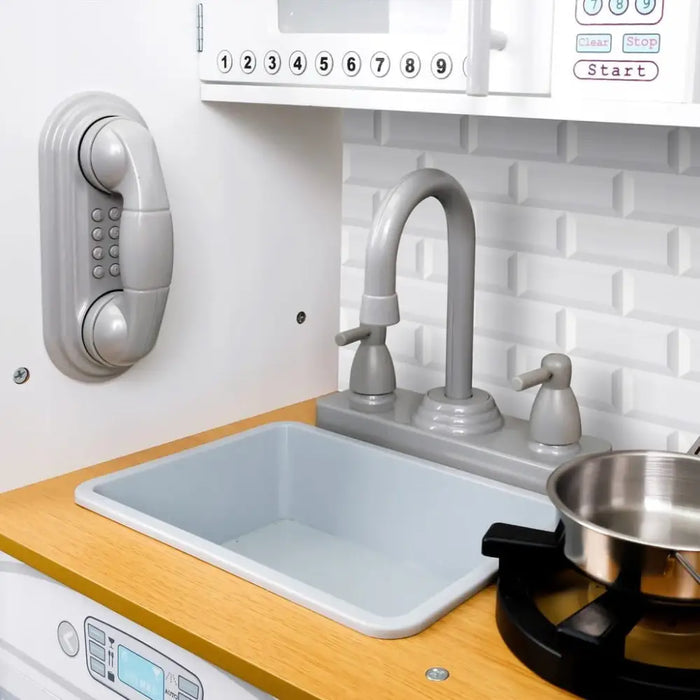 PROMIS Wooden children’s kitchen with accessories - KitchensZDR-KUC<<<(Games and toys) Wooden toysZDR<<<ActionPL