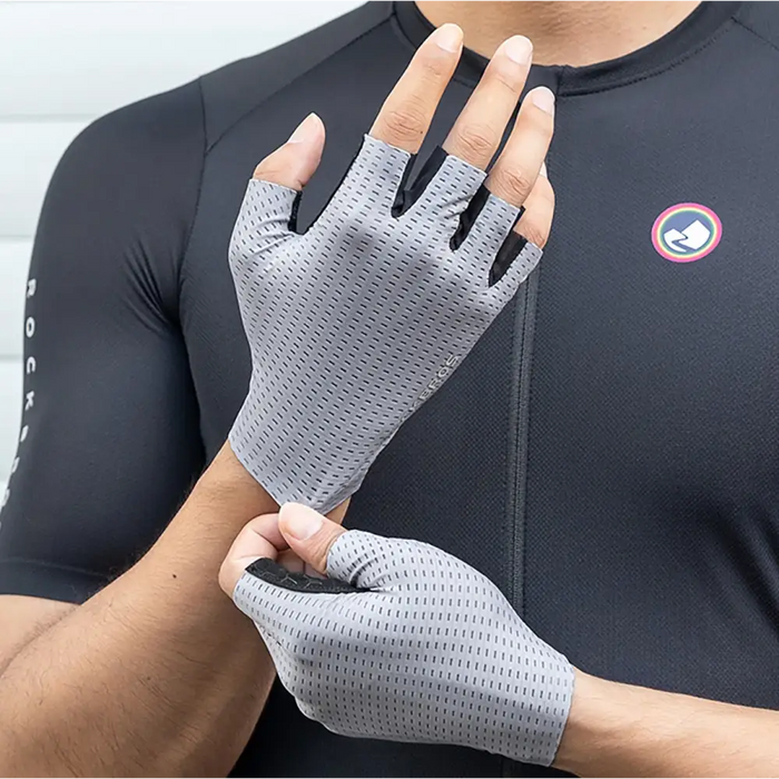 Rockbros Breathable Short Finger Cycling Gloves Size: M - Grey - Cycling gloves<<<HurtelXML