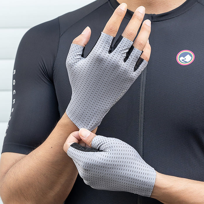 Rockbros Breathable Short Finger Cycling Gloves, Size: S - Gray