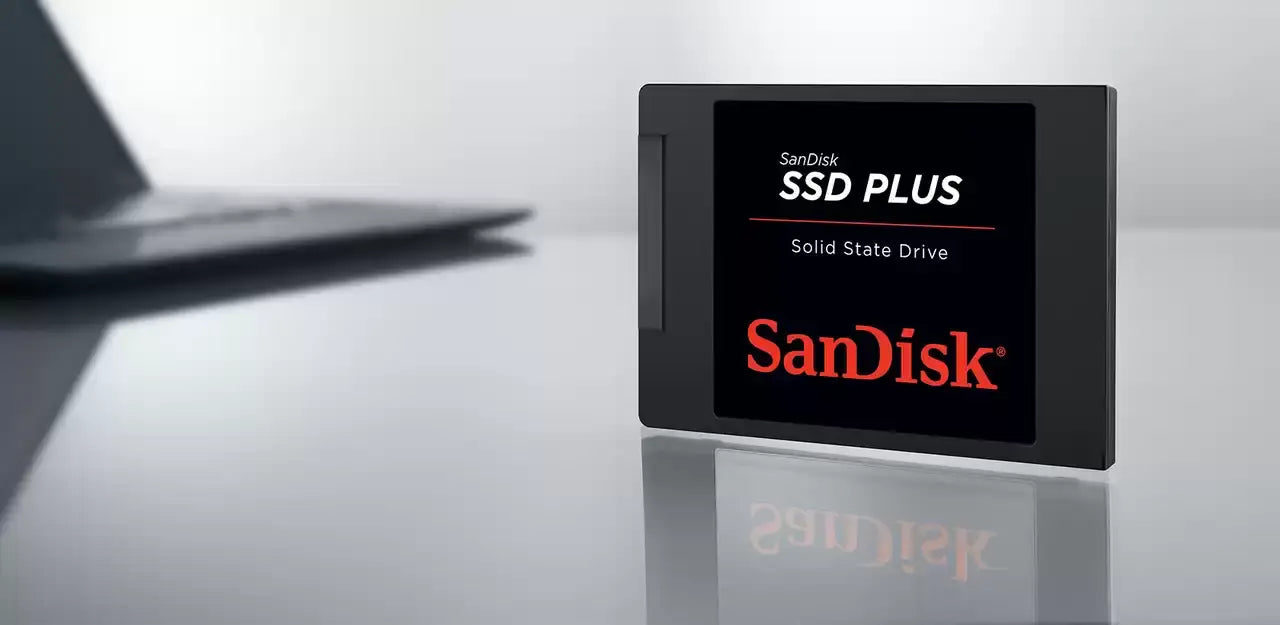 SanDisk SSD Plus 545GB, up to 505MB/s read speed, up to 440MB/s write speed, SATA Revision 3.0 (6 Gb/s), shock resistant