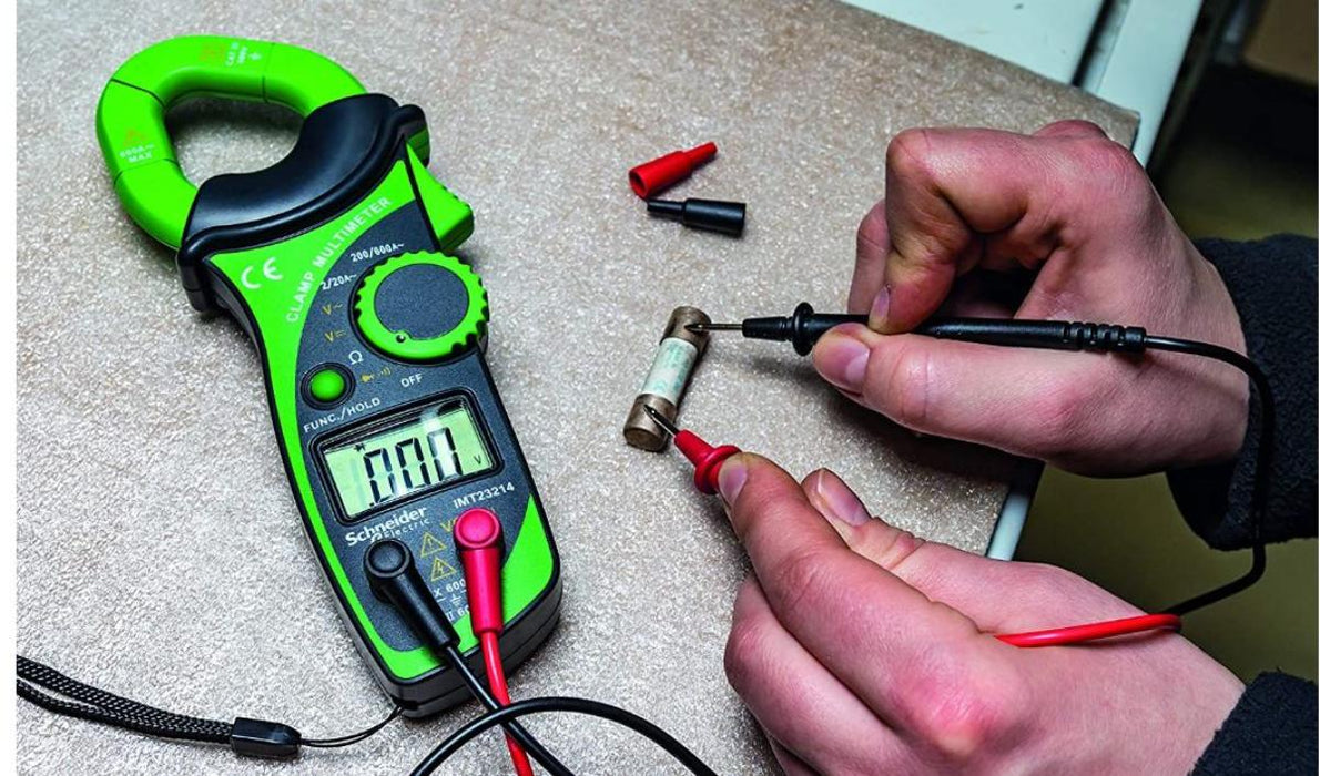 DIGITAL MULTIMETER WITH SCHNEIDER CLAMPS