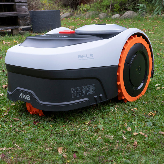 CORDLESS ROBOT MOWER SEGWAY i208E AWD 21.6 V, 5.10 Ah, CUTTING WIDTH 18.00 cm, 800 m²