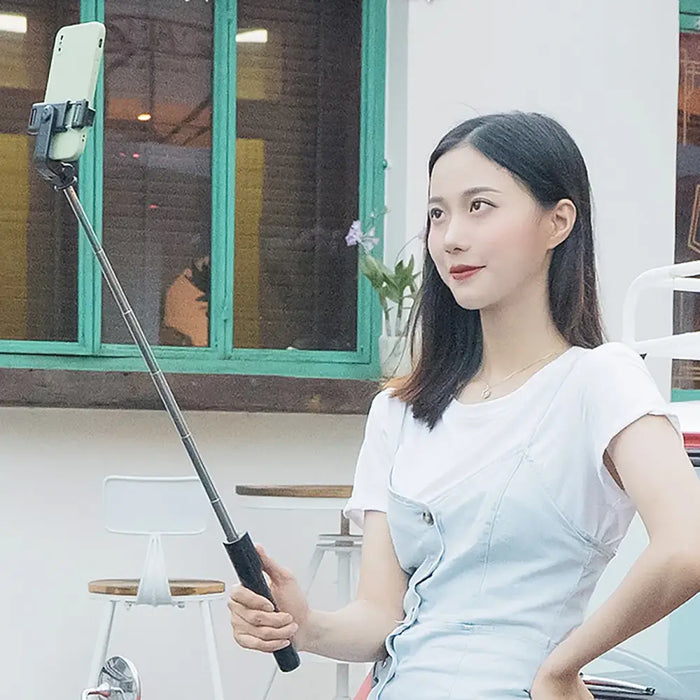 Selfie stick WRY1S telescopic tripod 0.7m for phone - black - Photo accessories<<<HurtelXML
