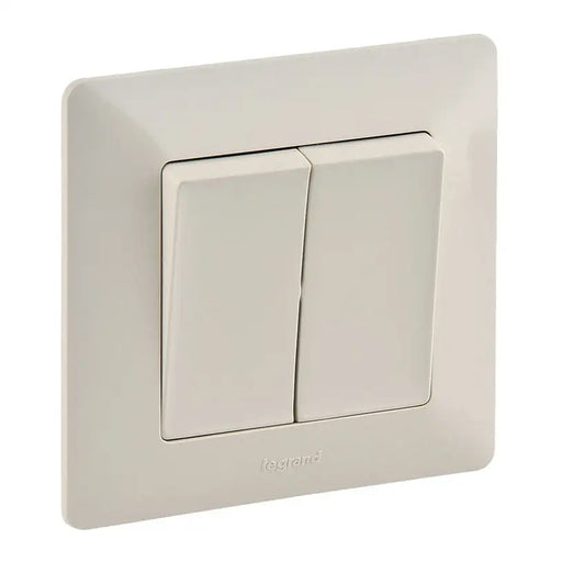 SERIAL KEY WITH FRAME CREAM LEGRAND VALENA LIFE - Ключове и контакти<<<Електроматериали<<<Praktiker&&&Ключове и