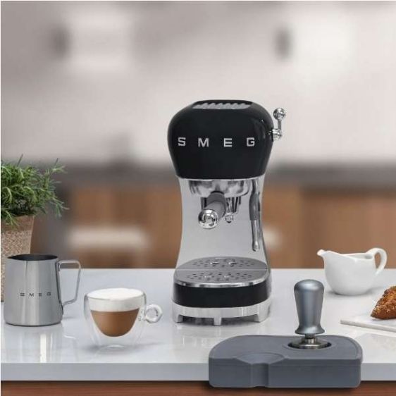Coffee machine SMEG ECF02BLEU