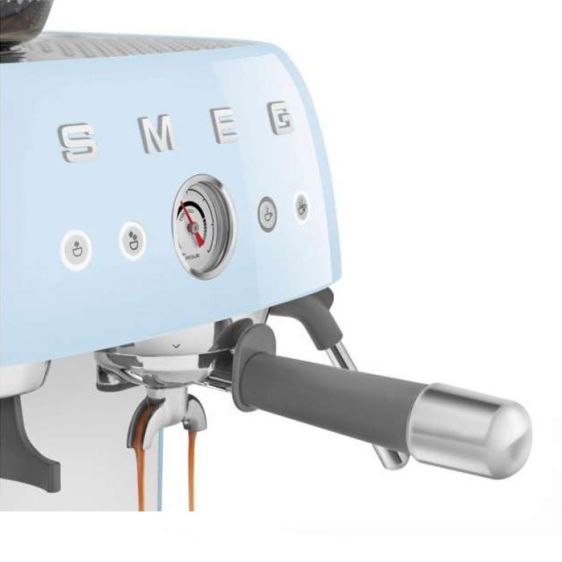 Coffee machine SMEG EGF03PBEU, 15 bar, 1650 W, Pastel blue