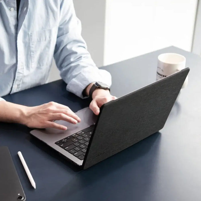 Spigen Urban Fit Case for Macbook Pro 16’’ 2021-2023 - Black - Cell phone cases and covers<<<HurtelXML