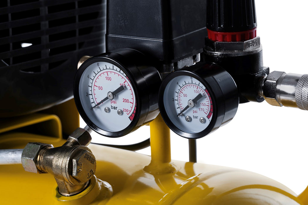 Stanley Oil compressor 24 l 1500 W FCCC404STN005 24 l 8 bar set of 6 pieces